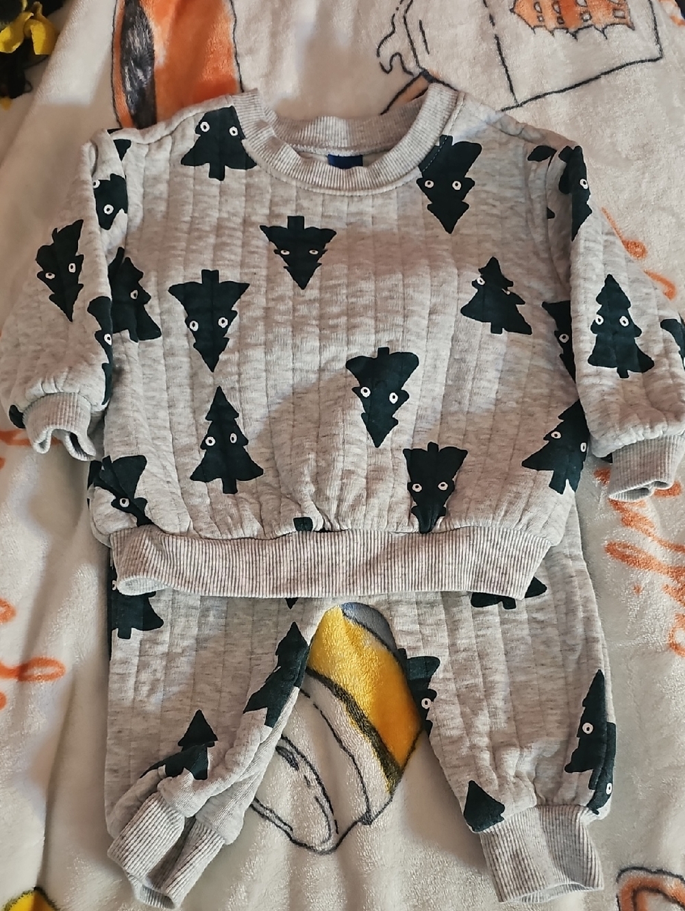 Old Navy Light Gray Baby Sweater